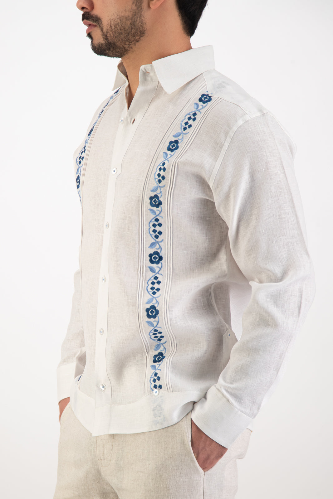 #color_blanco detalles azul