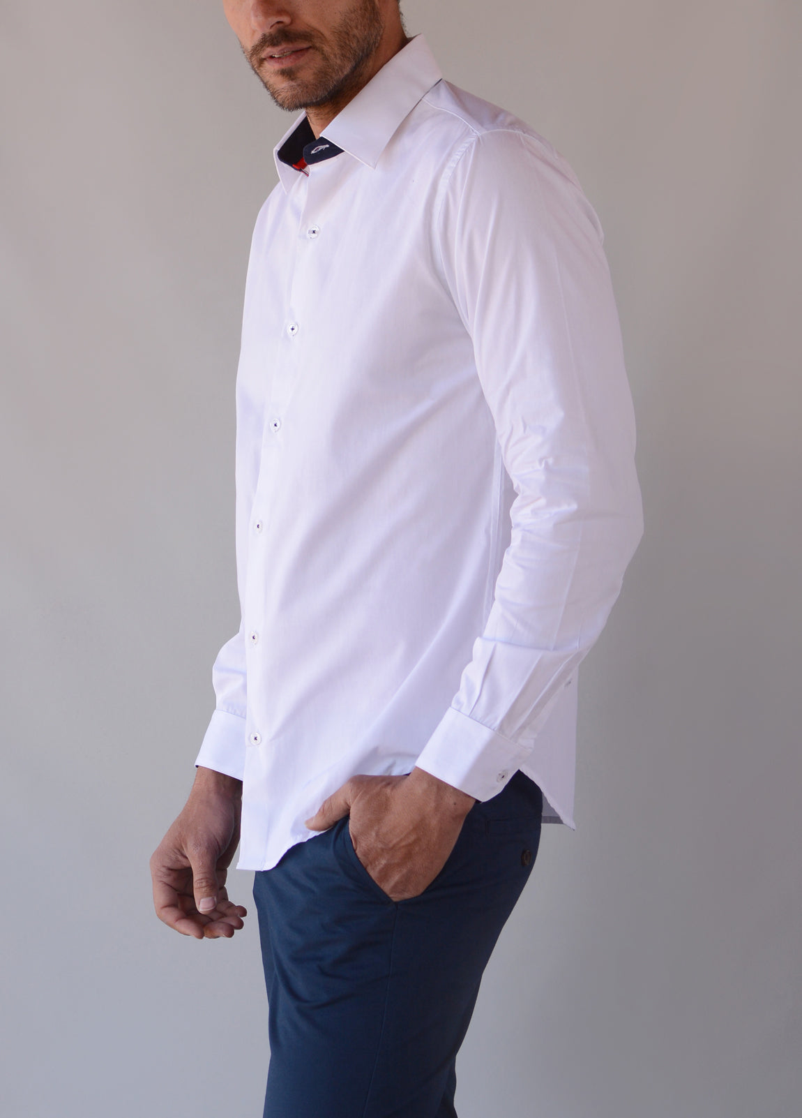 #color_blanco detalles rojo cielo y marino