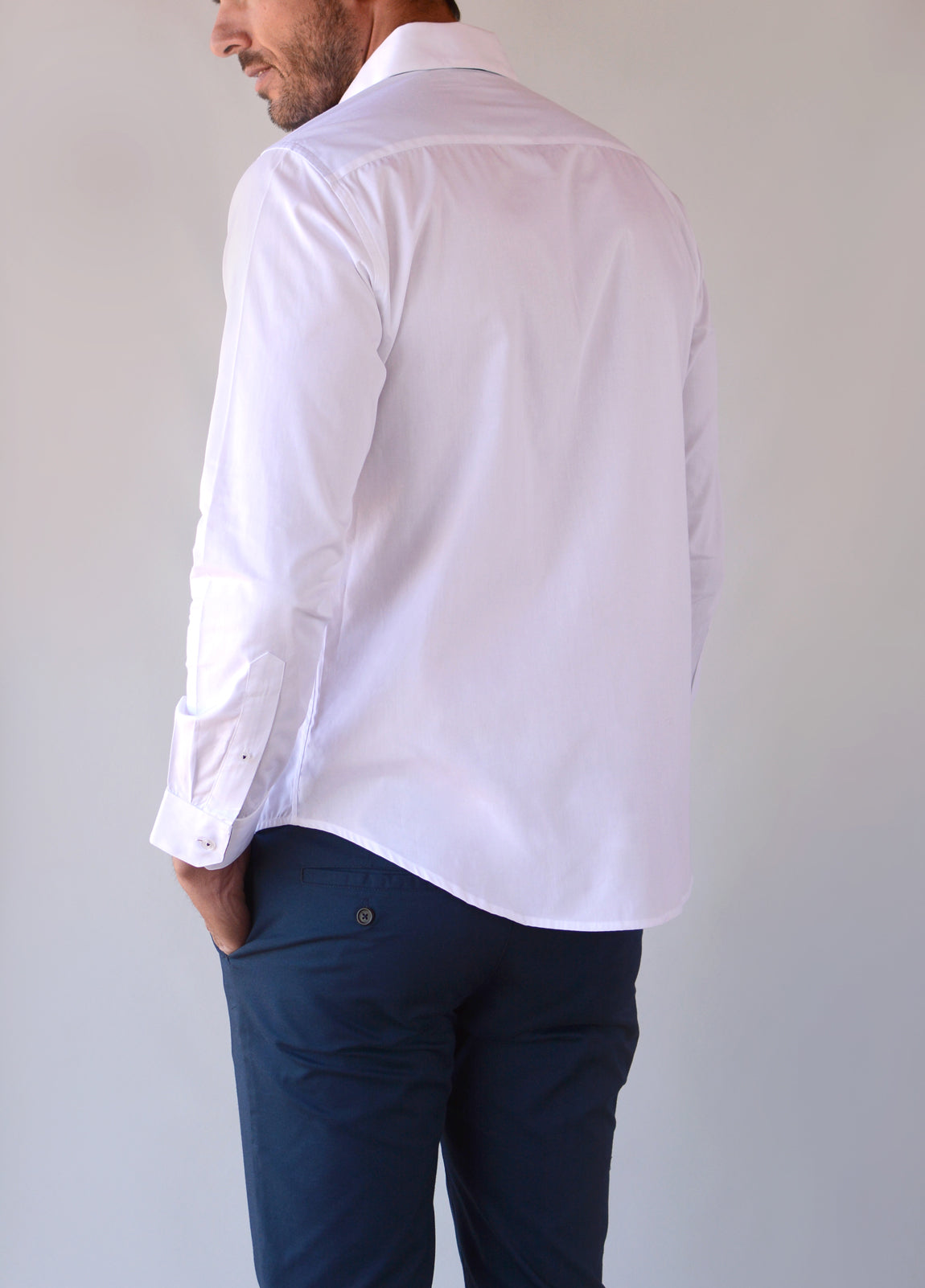 #color_blanco detalles rojo cielo y marino